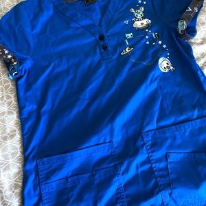 Koi tokidoki xs scrub top - like new
